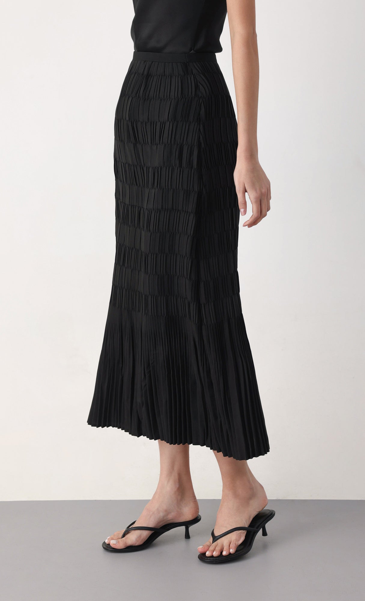 Rolly pleated skirt_black