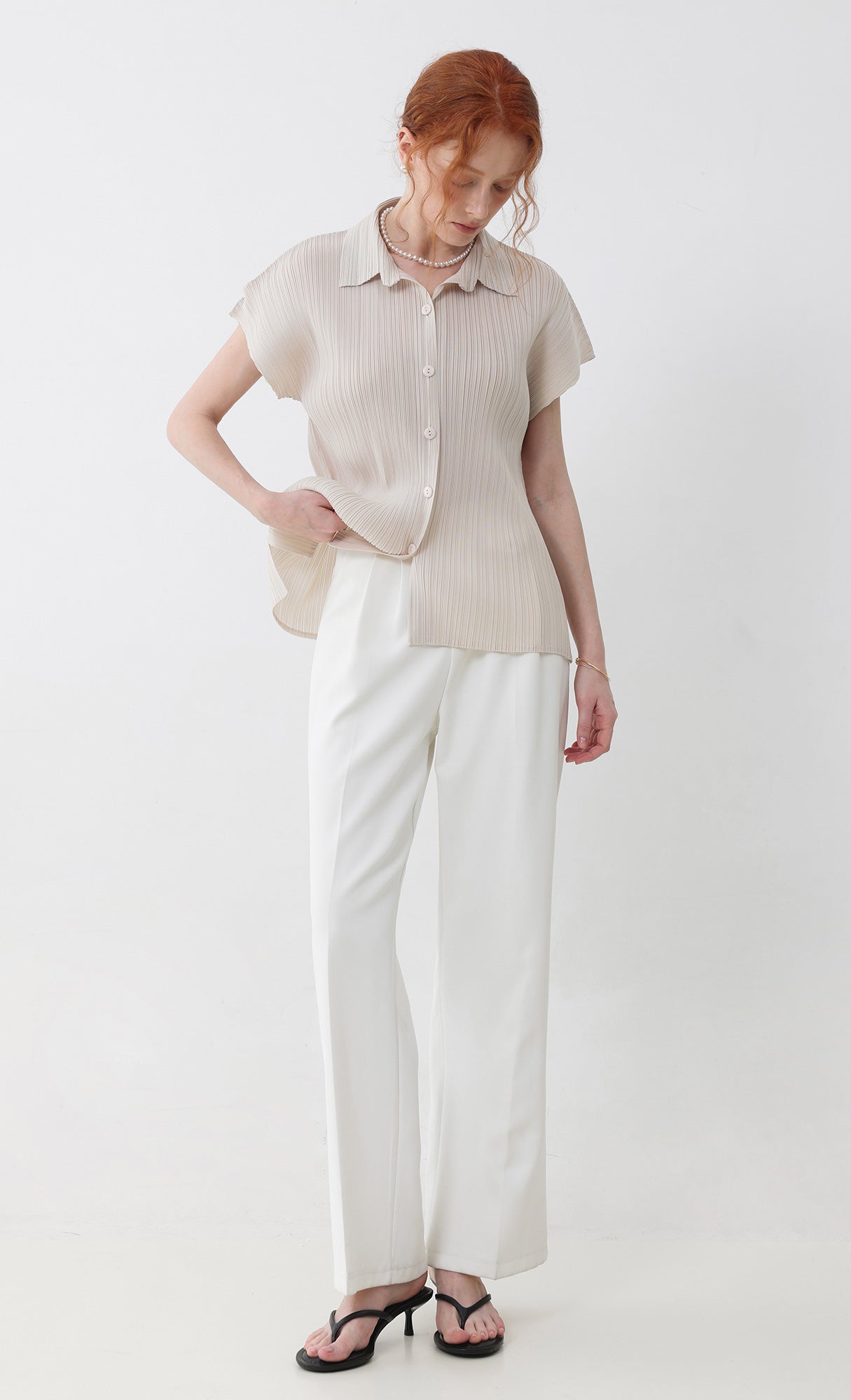 tinted collard pleated shirts_lightbeige