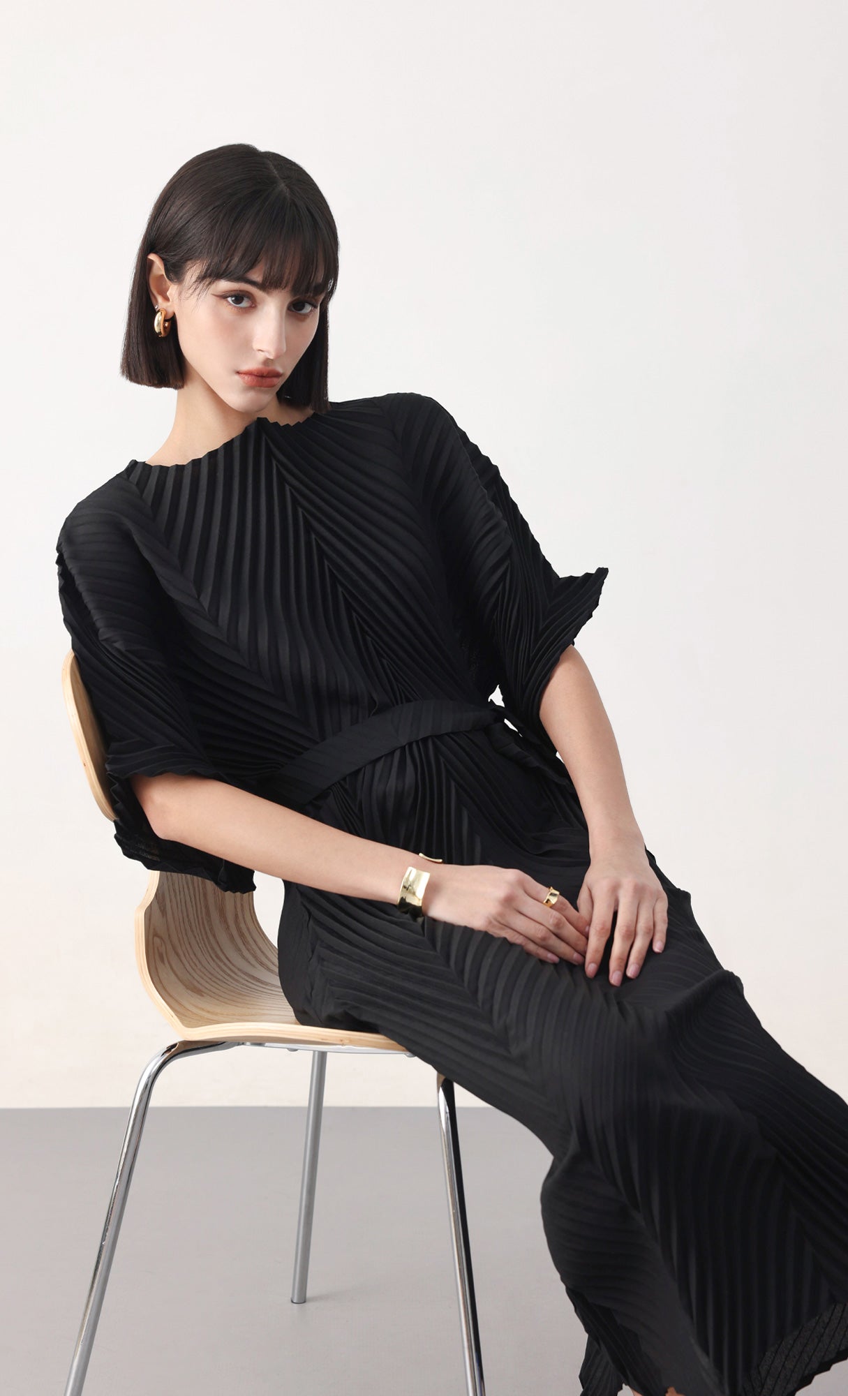 Diagonal pleated dress_black