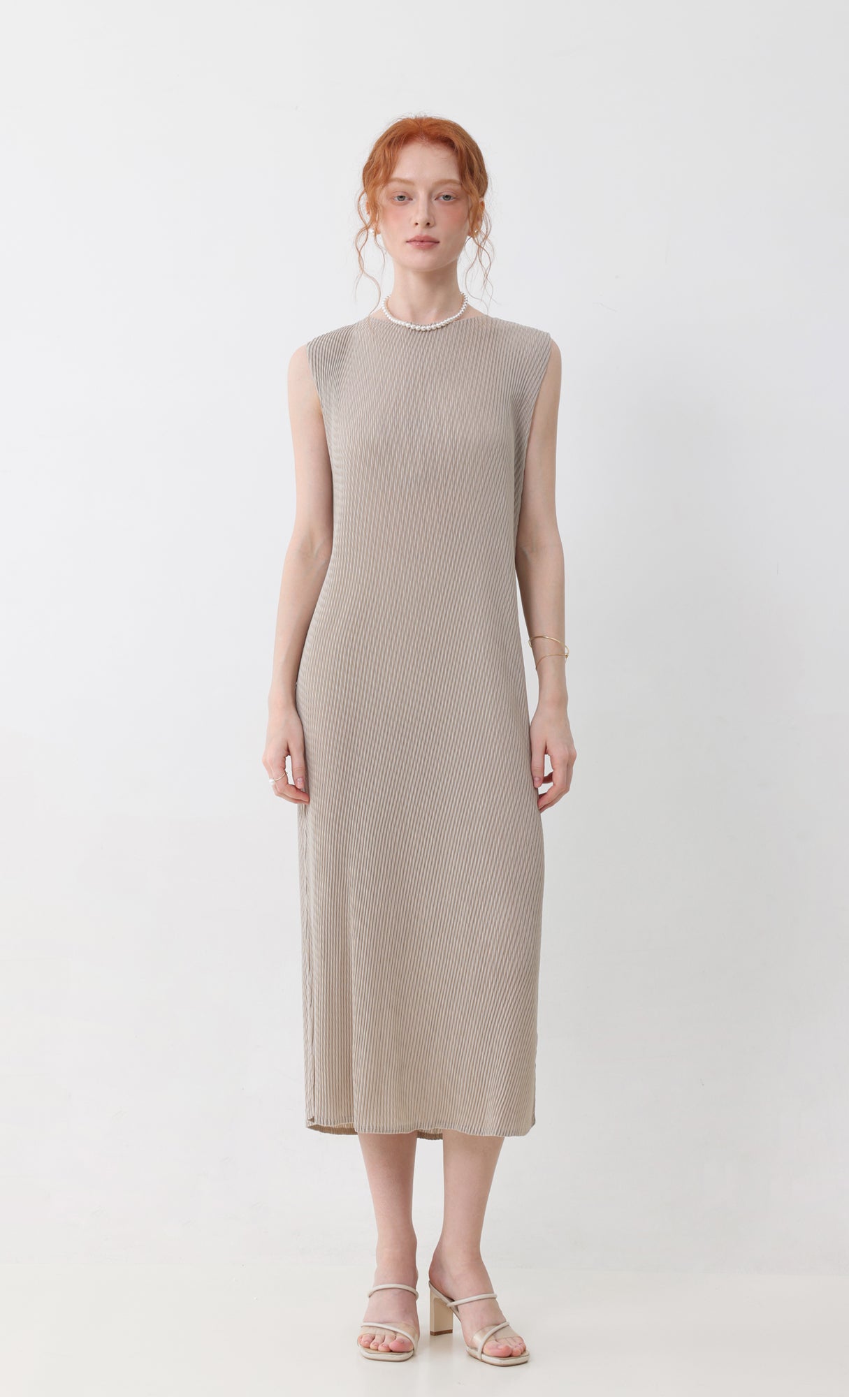 Ner sleeveless pleated dress_beige