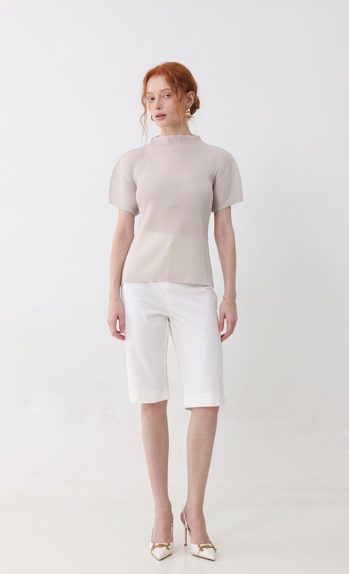 Wanna half-neck pleated top_lightbeige