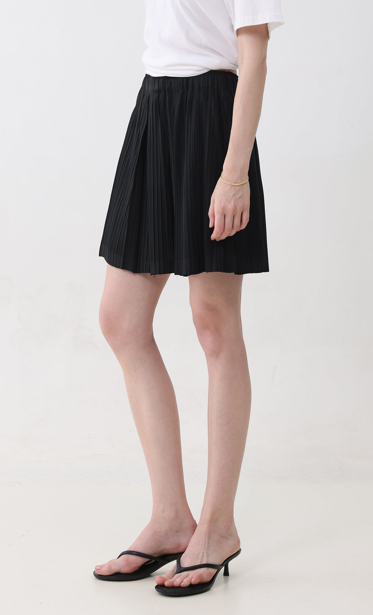 Dain pleated half pants_black
