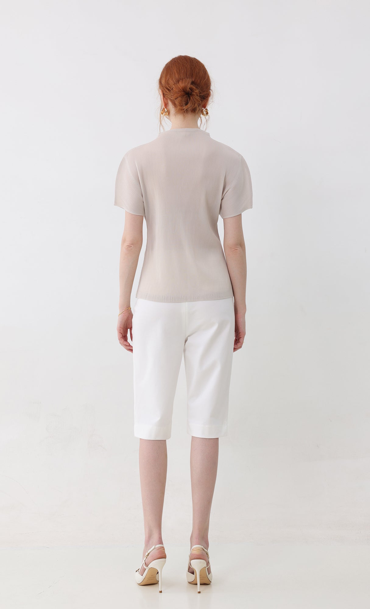 Wanna half-neck pleated top_lightbeige