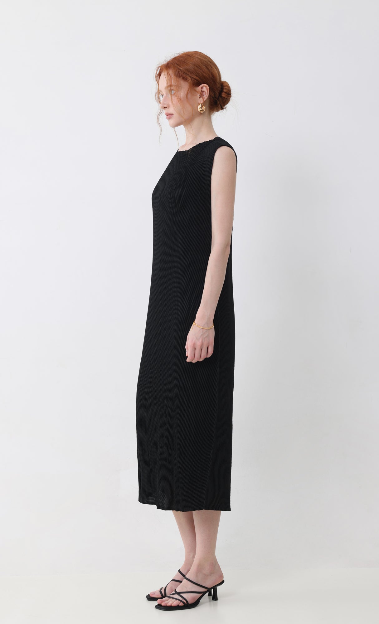 ner sleeveless pleats dress_black