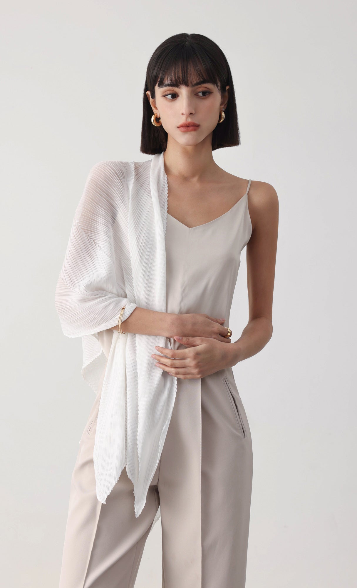 Essential pleated scarf_white