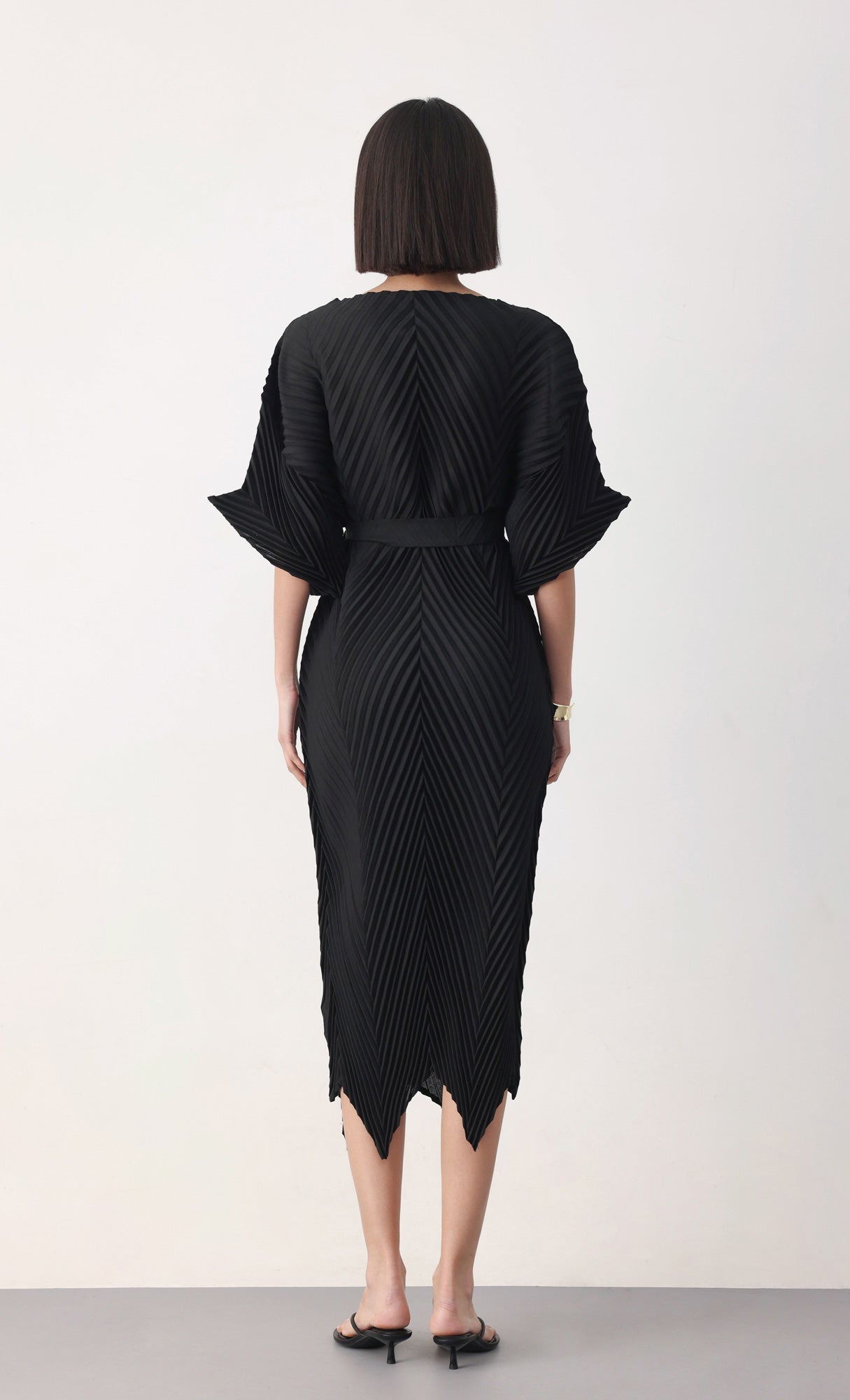 Diagonal pleated dress_black