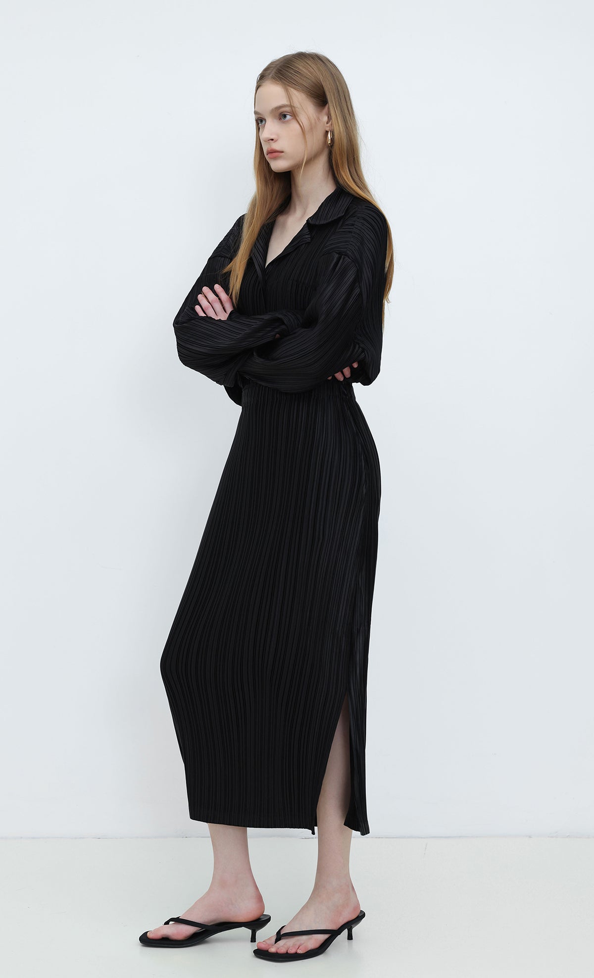 Core Satin Pleated Skirt_Black