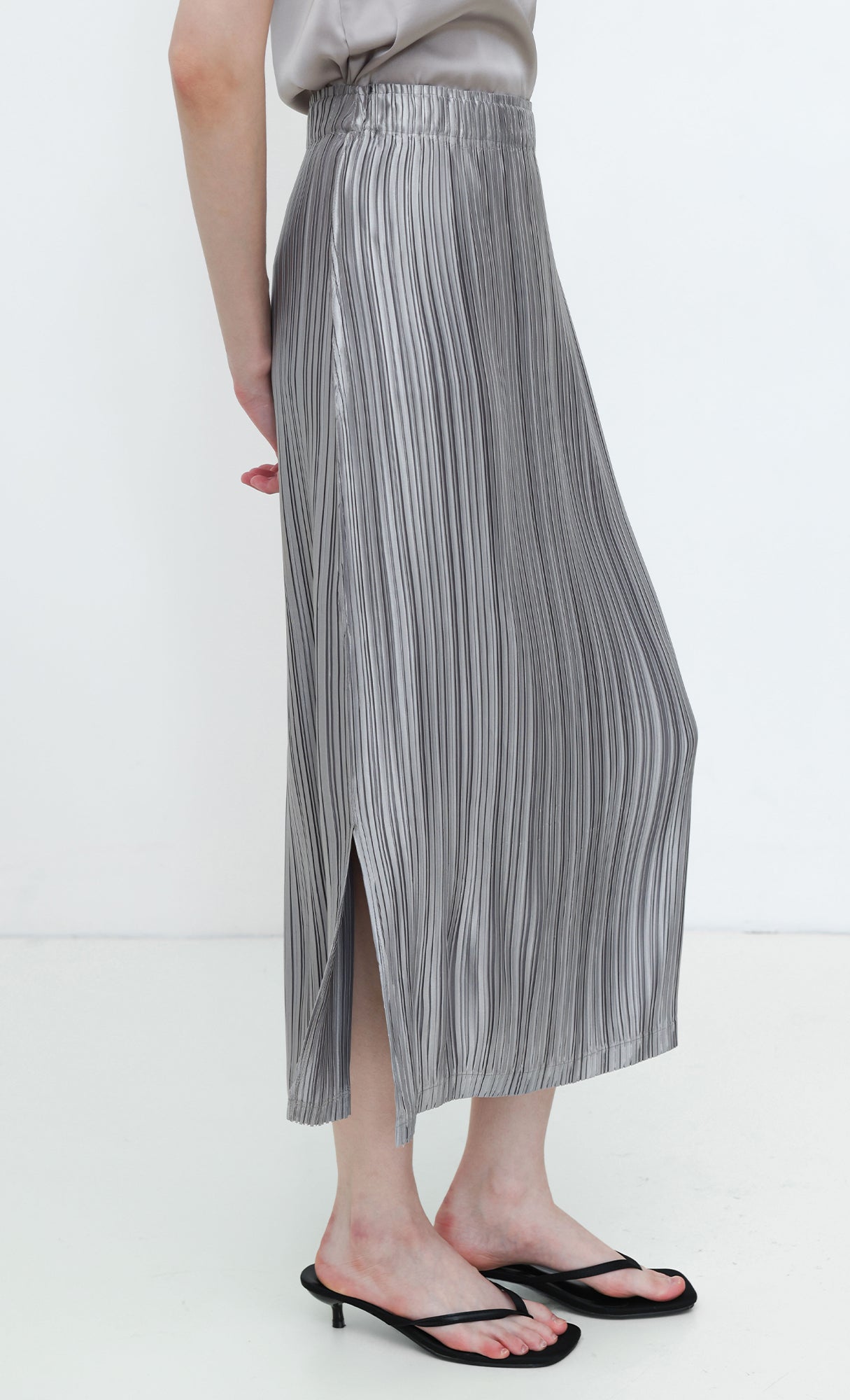 Core Satin Pleated Skirt_Grey