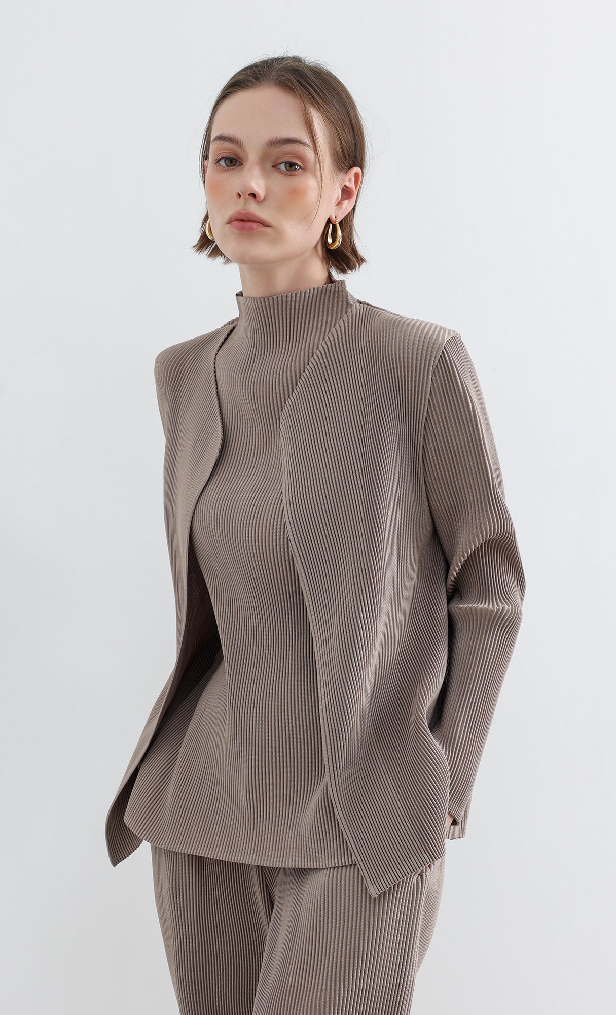 Essential Pleated Cardigan_Beige