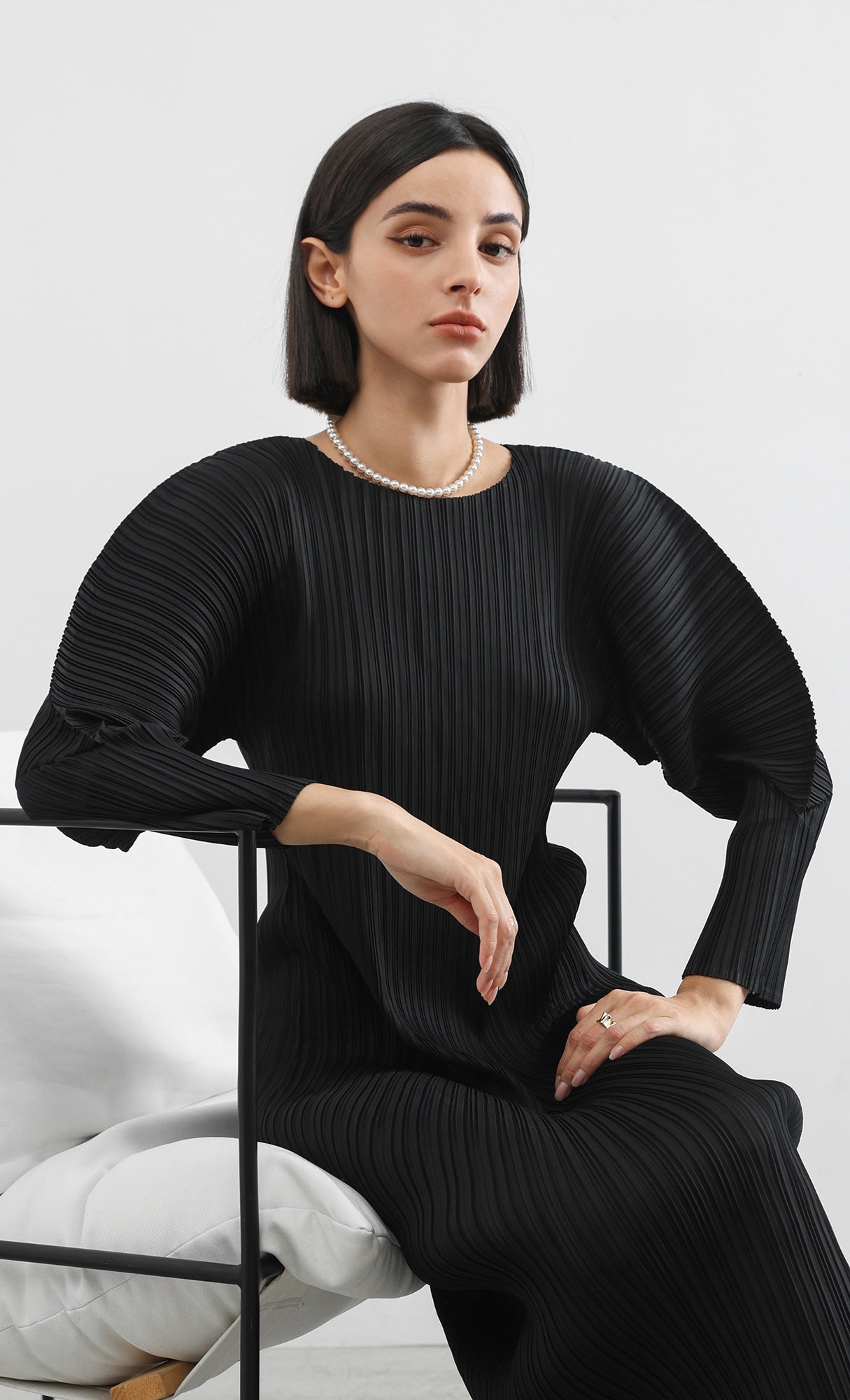 arc pleated dress_black