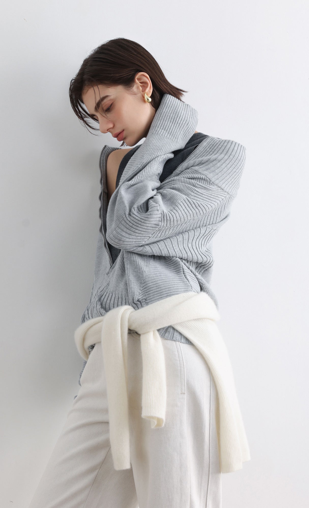 High Neck Knitted Pleated Zip-Up Cardigan_Grey