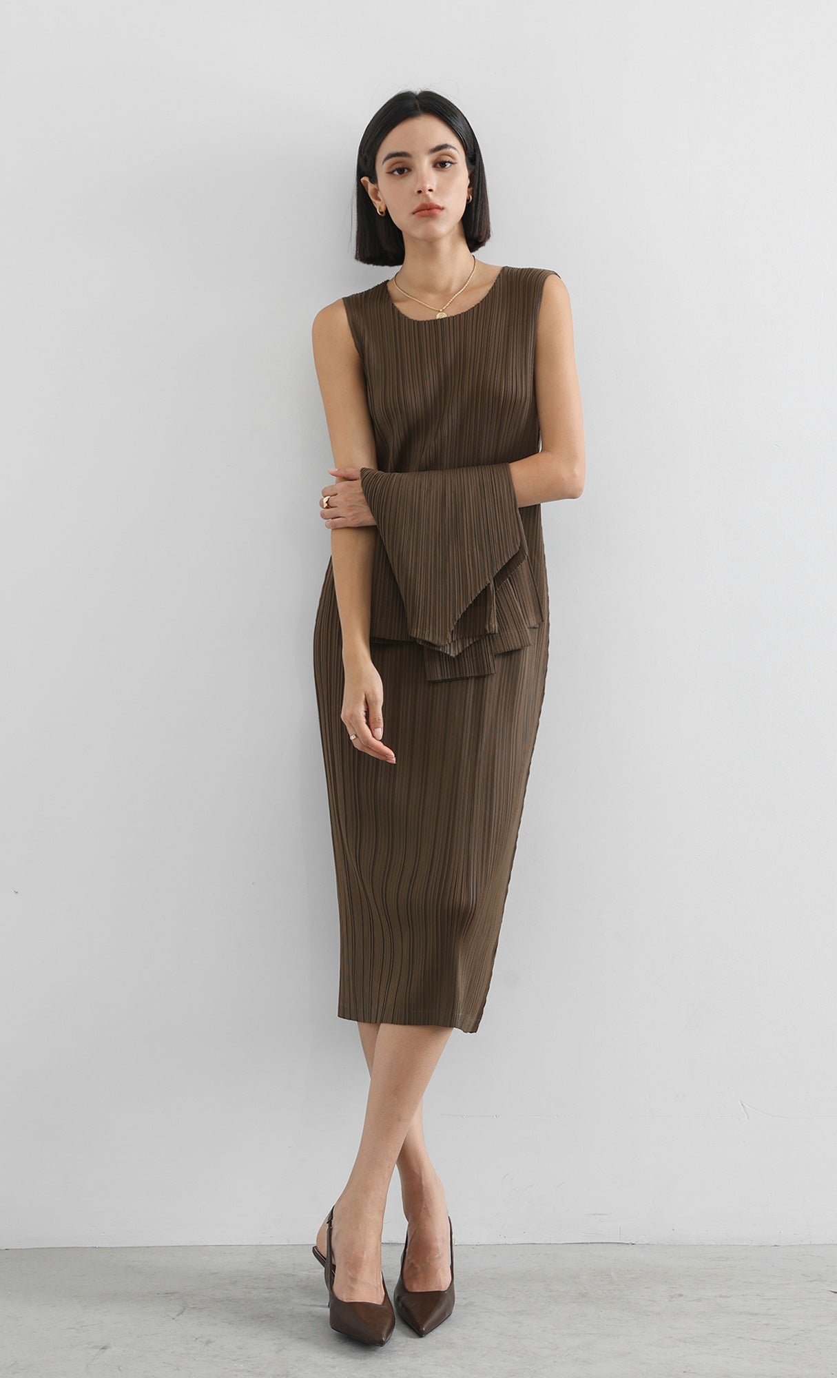 modi pleated sleeveless dress_brown