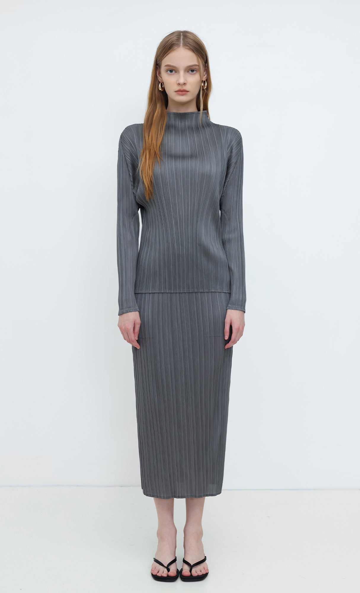 Core Pleated Skirt_Charcoal