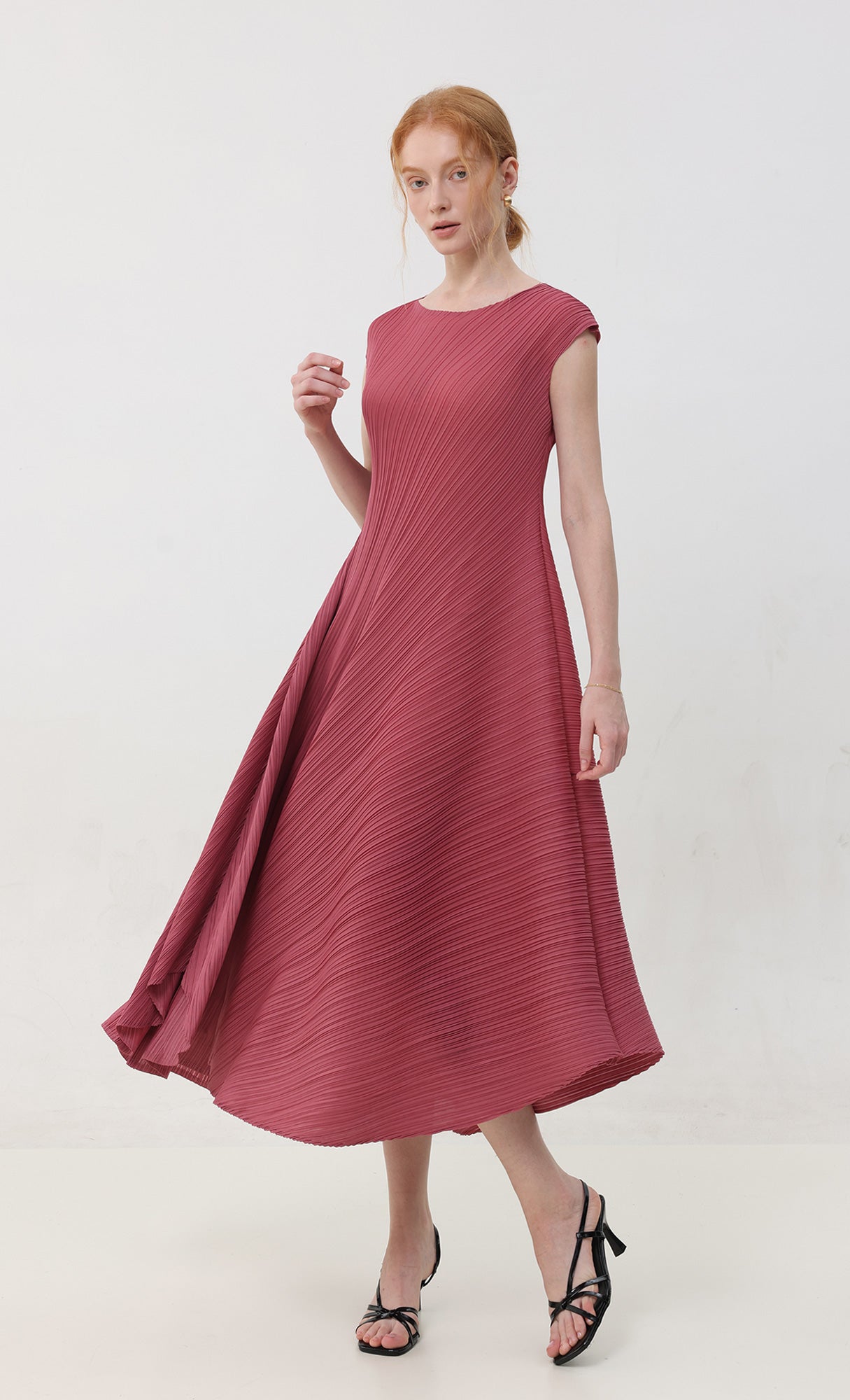 Rosy flare pleated dress_indipink