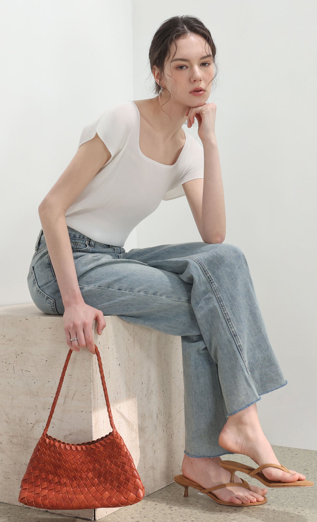 Nesia weaving shouler bag_camel