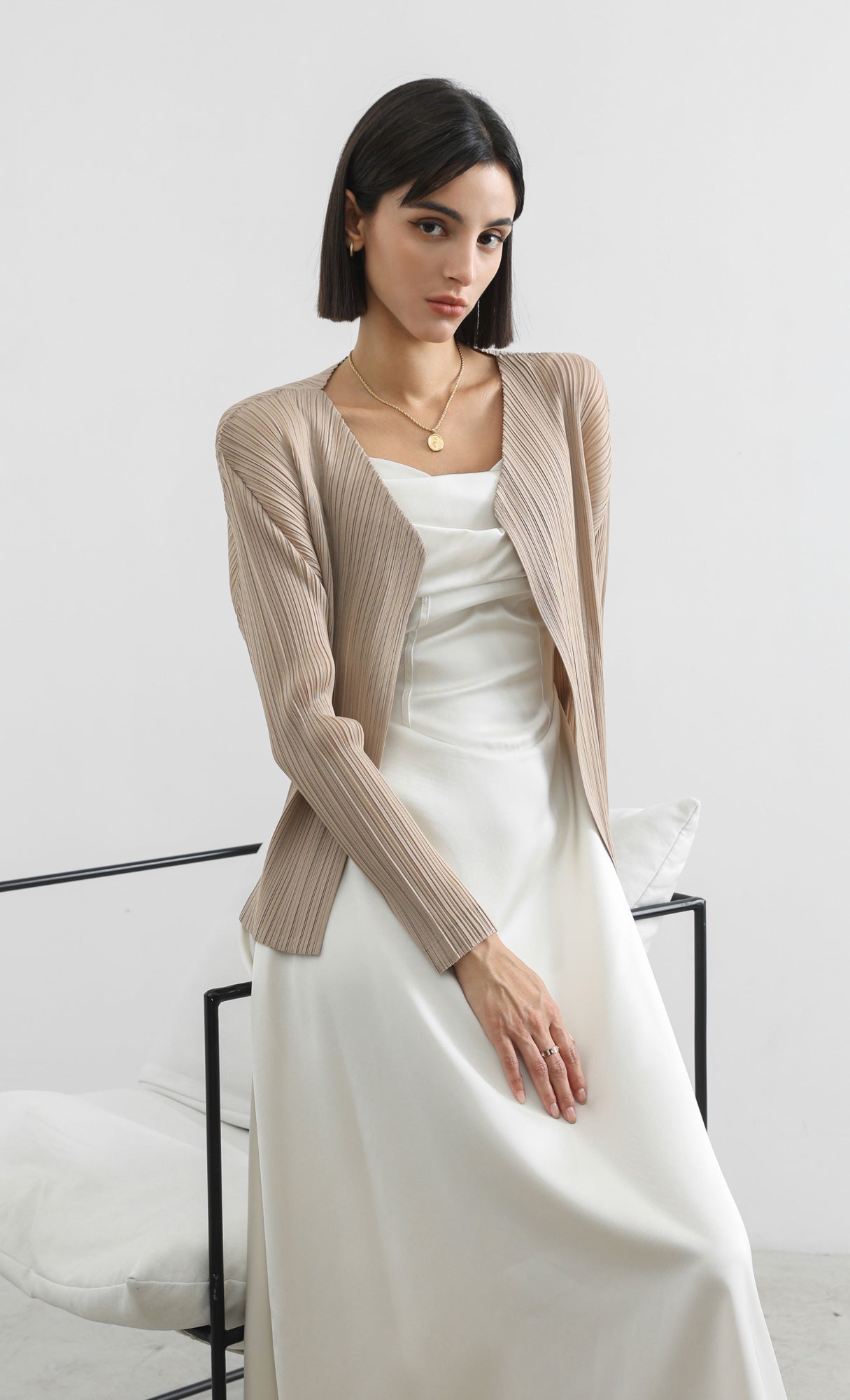modi pleated cardigan_beige
