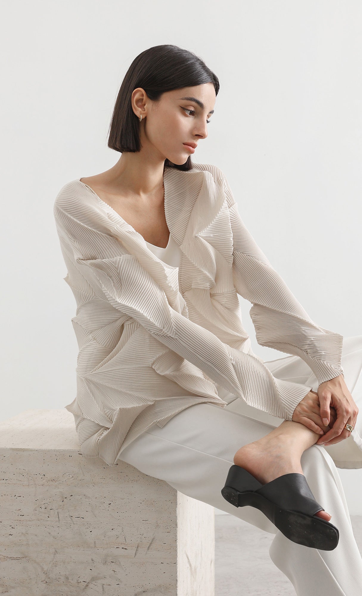geo pleated jacket cardigan_beige