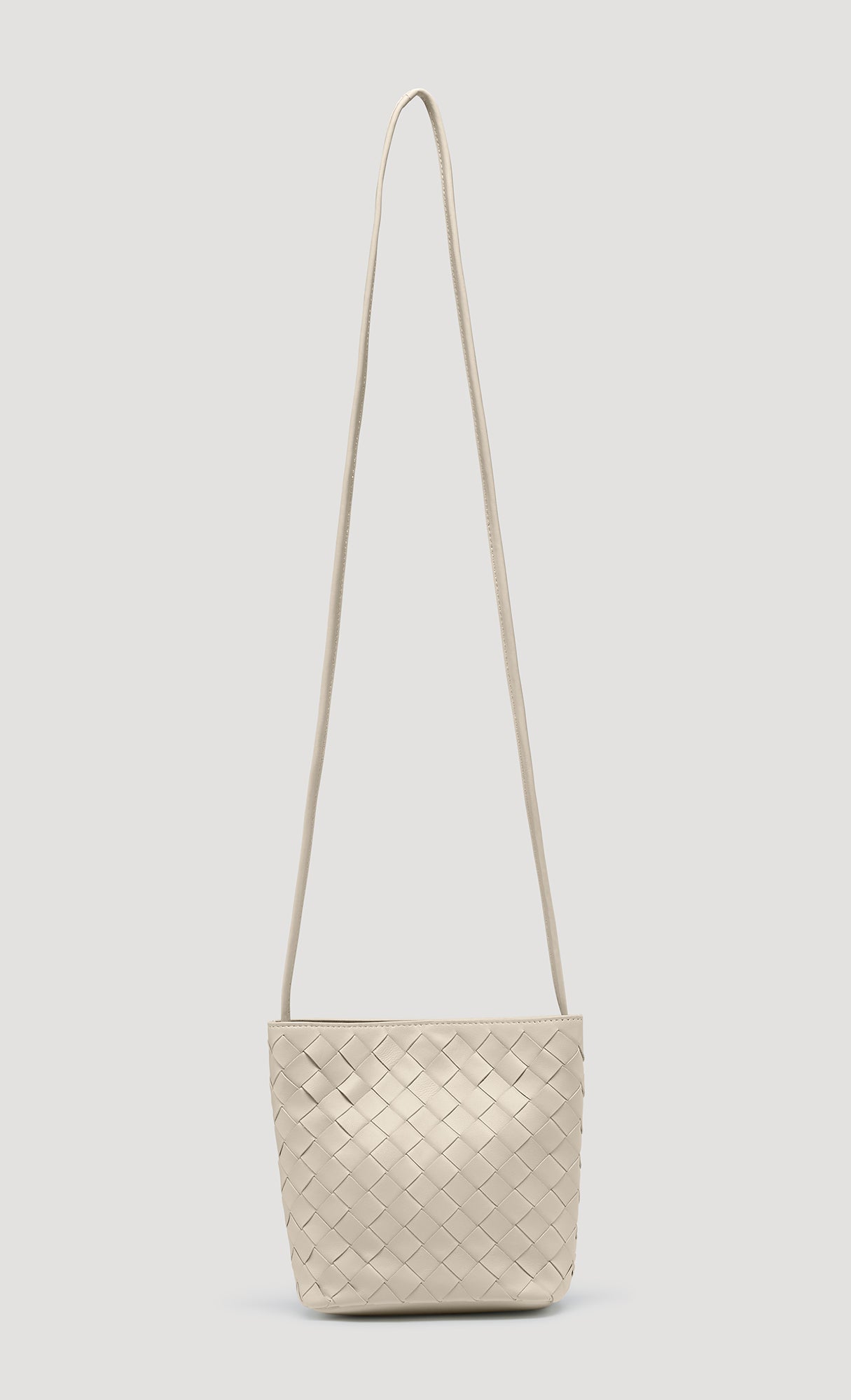 Weaving Leather Crossbody Bag_Ivory