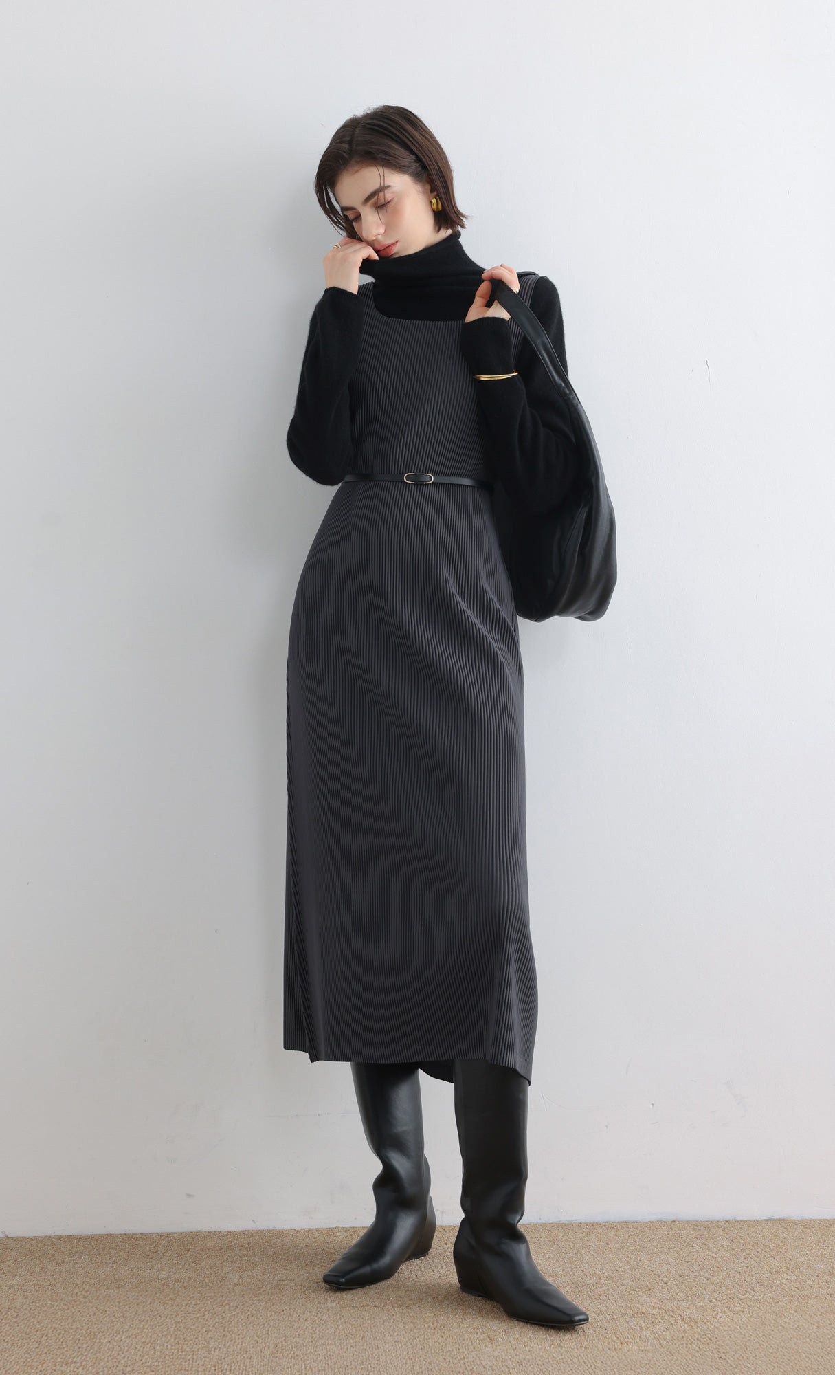 Soly Pleats Sleeveless Dress_Charcoal