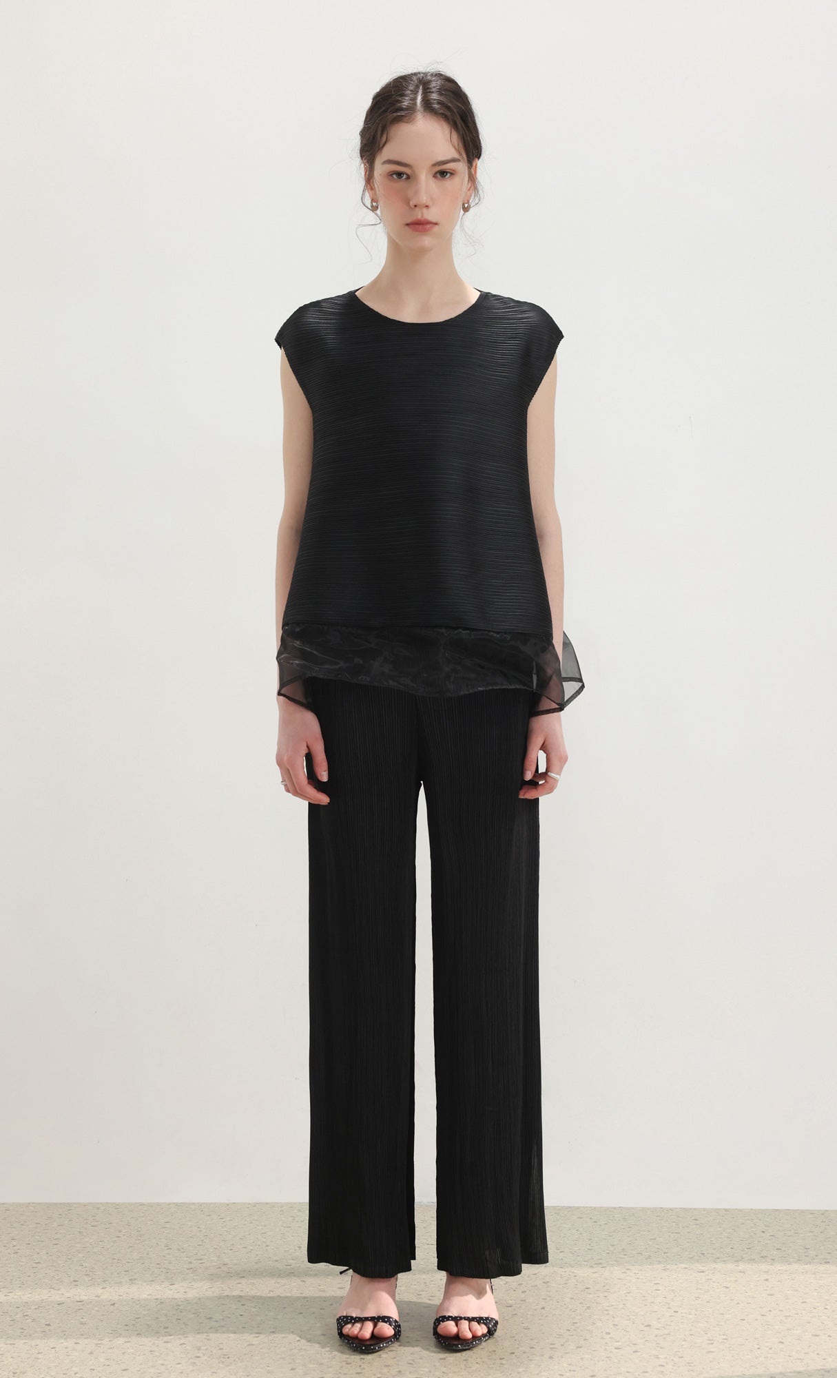 Dren sleeveless pleated top_black