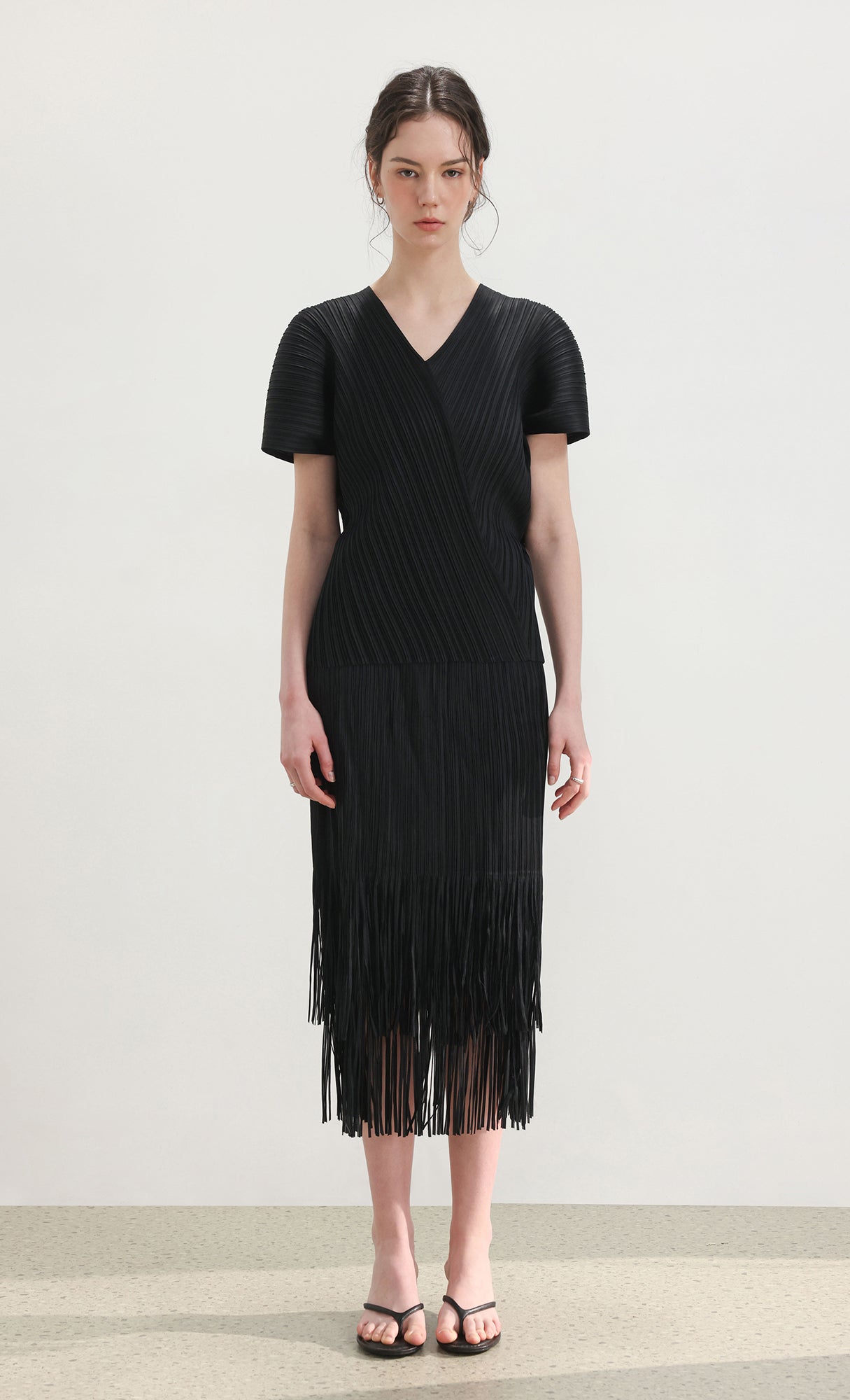 Joy pleated v-neck top_black