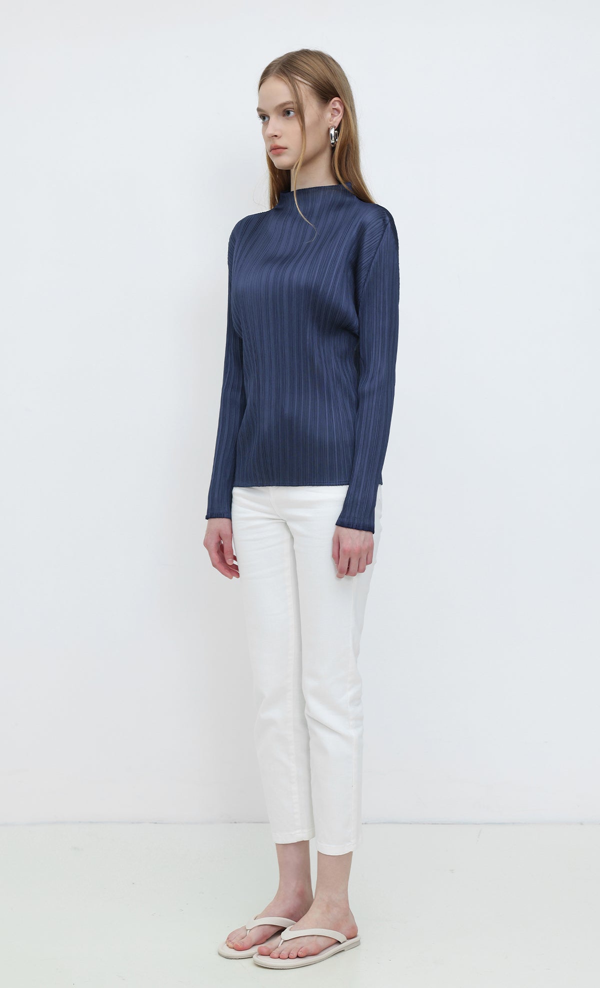 Core Pleated Mock Neck Top_Navy