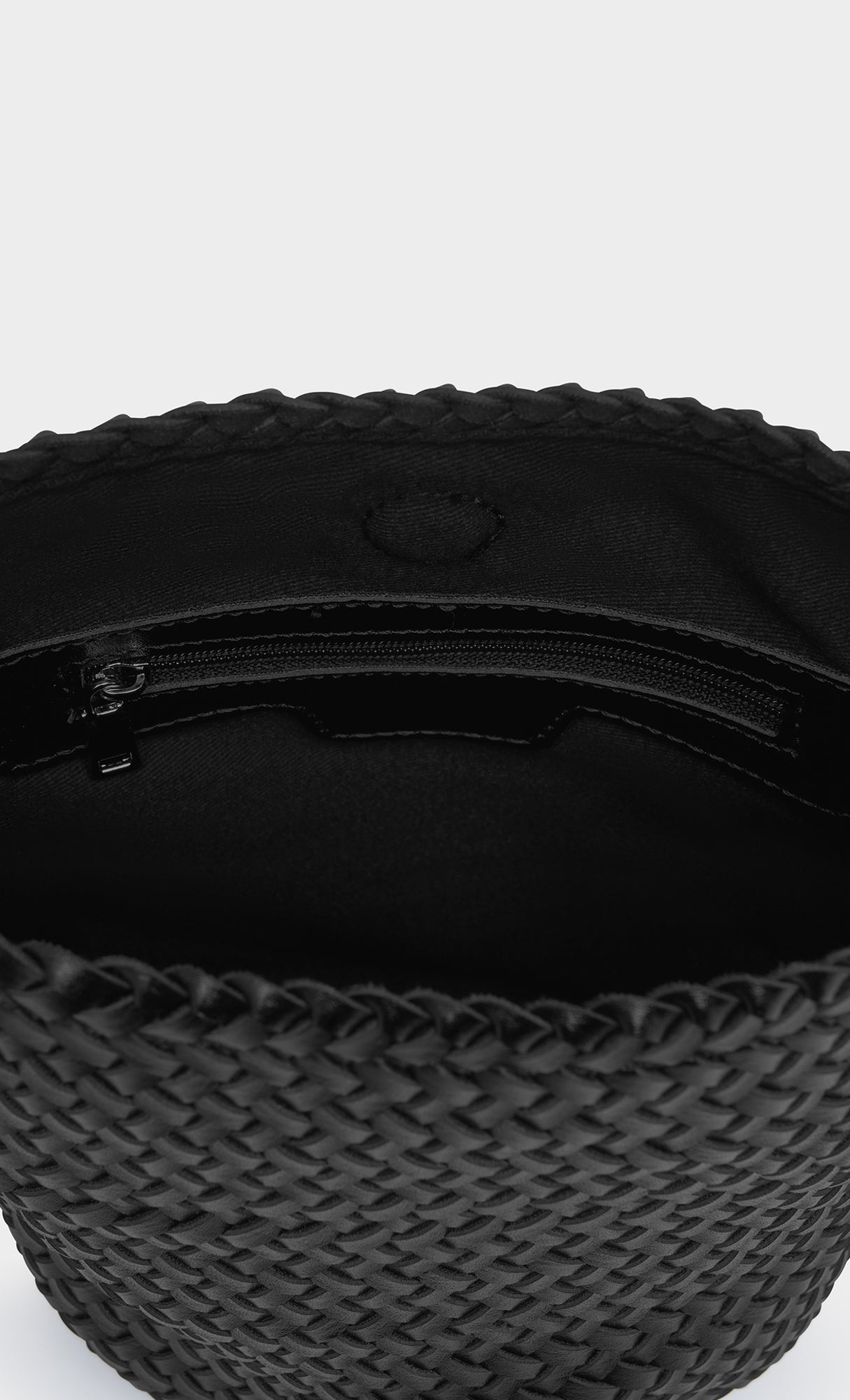 Belle weaving bucket bag_black