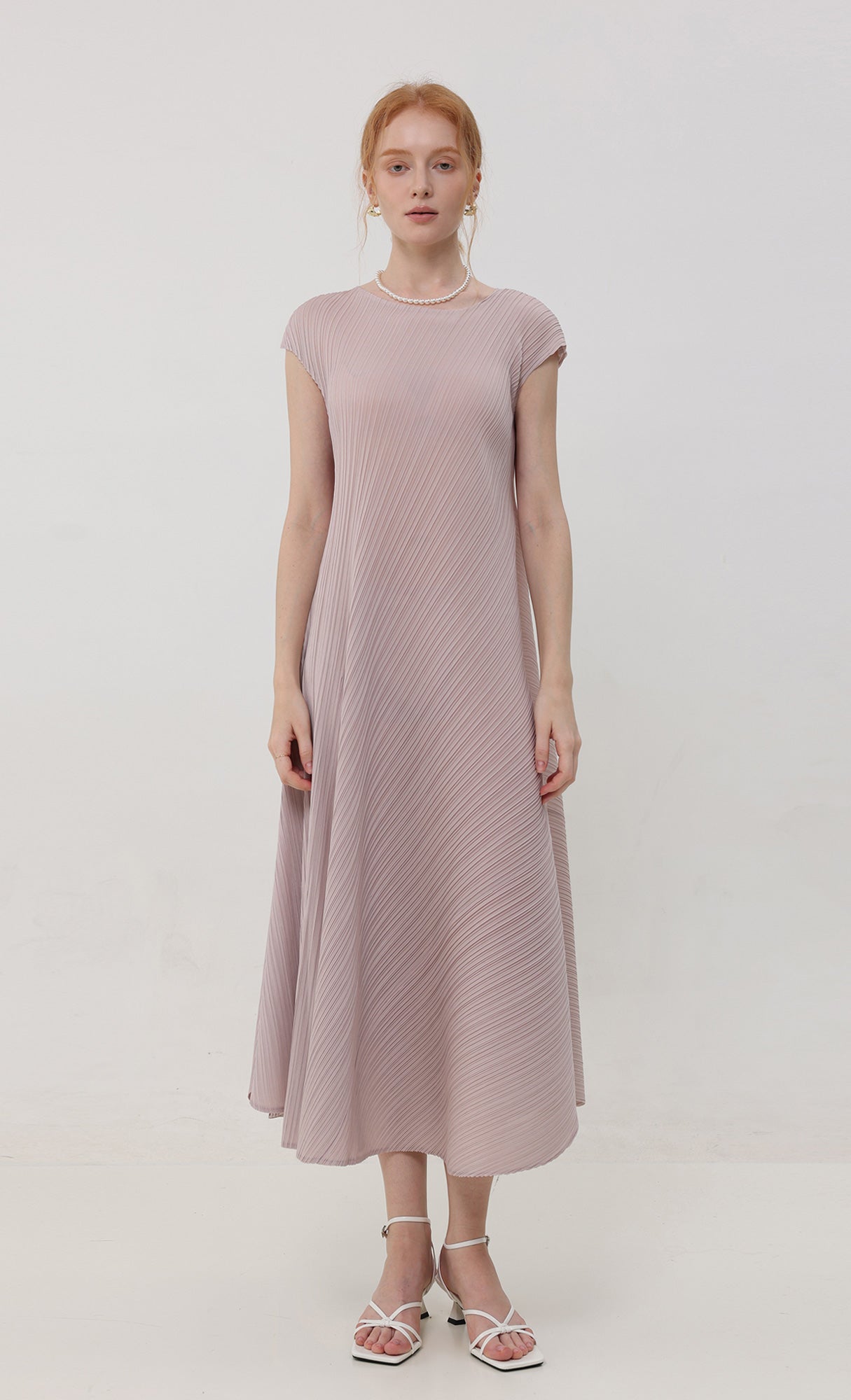 Rosy flare pleated dress_pinkbeige
