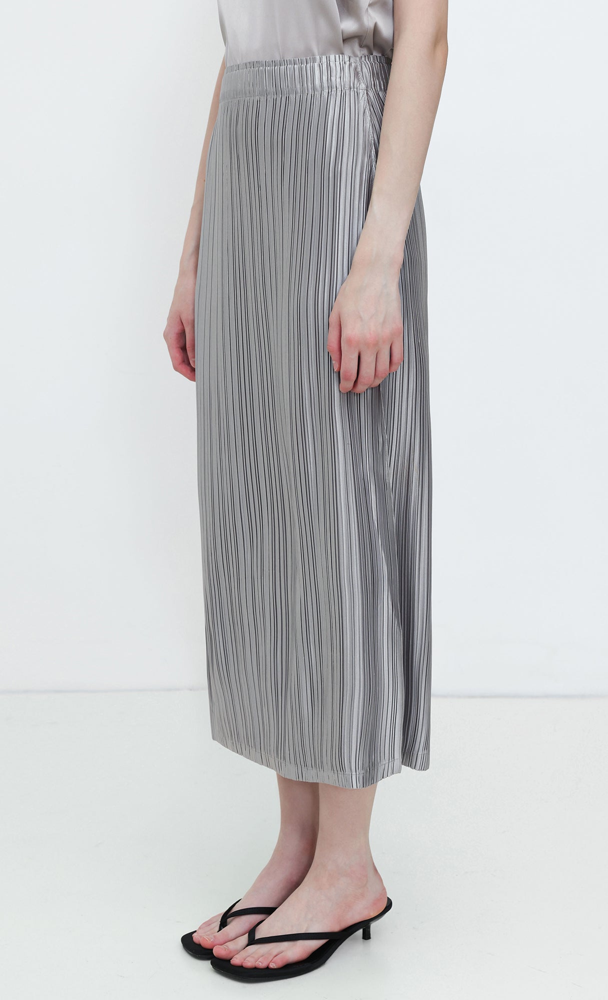 Core Satin Pleated Skirt_Grey