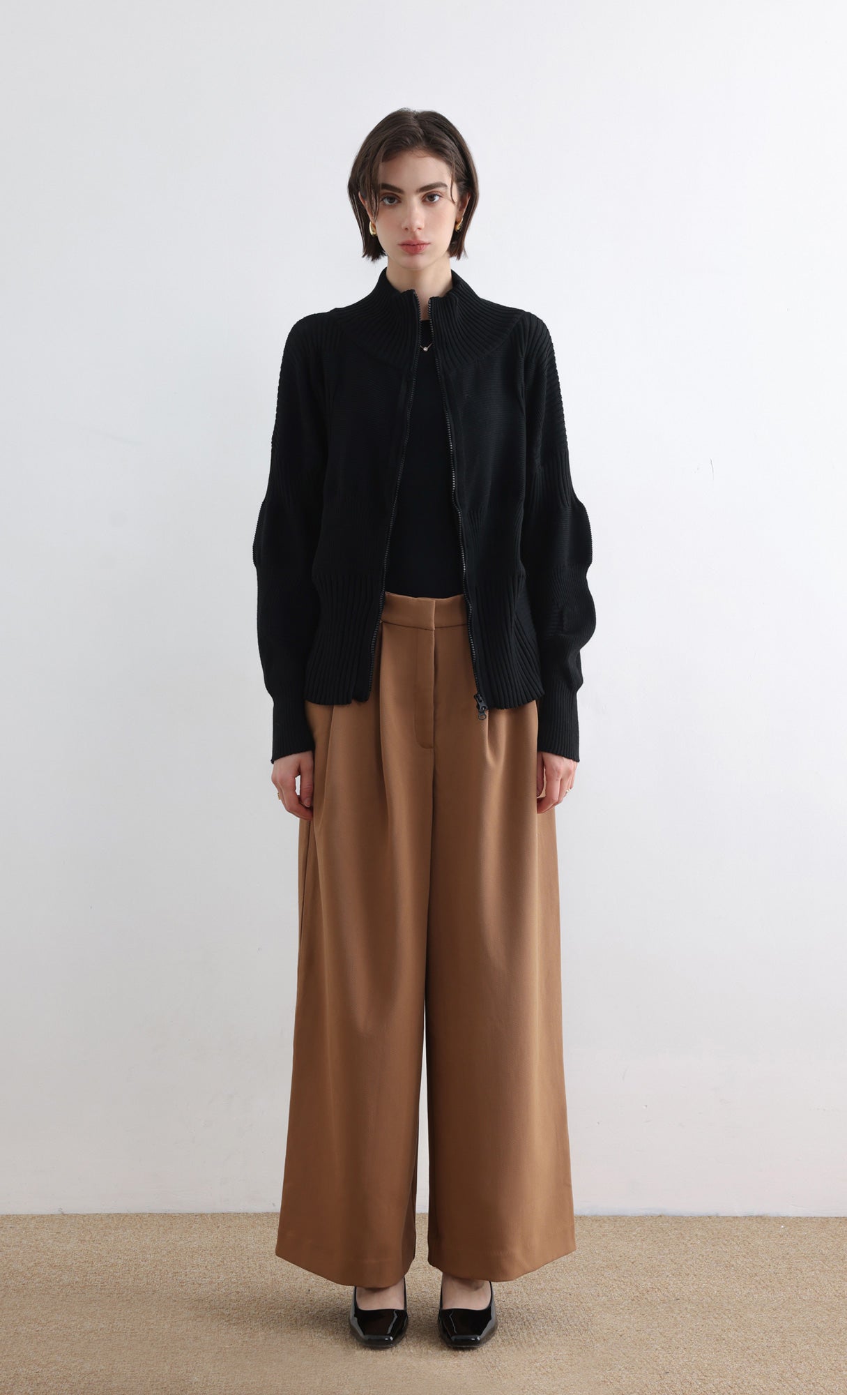 High Neck Knitted Pleated Zip-Up Cardigan_Black