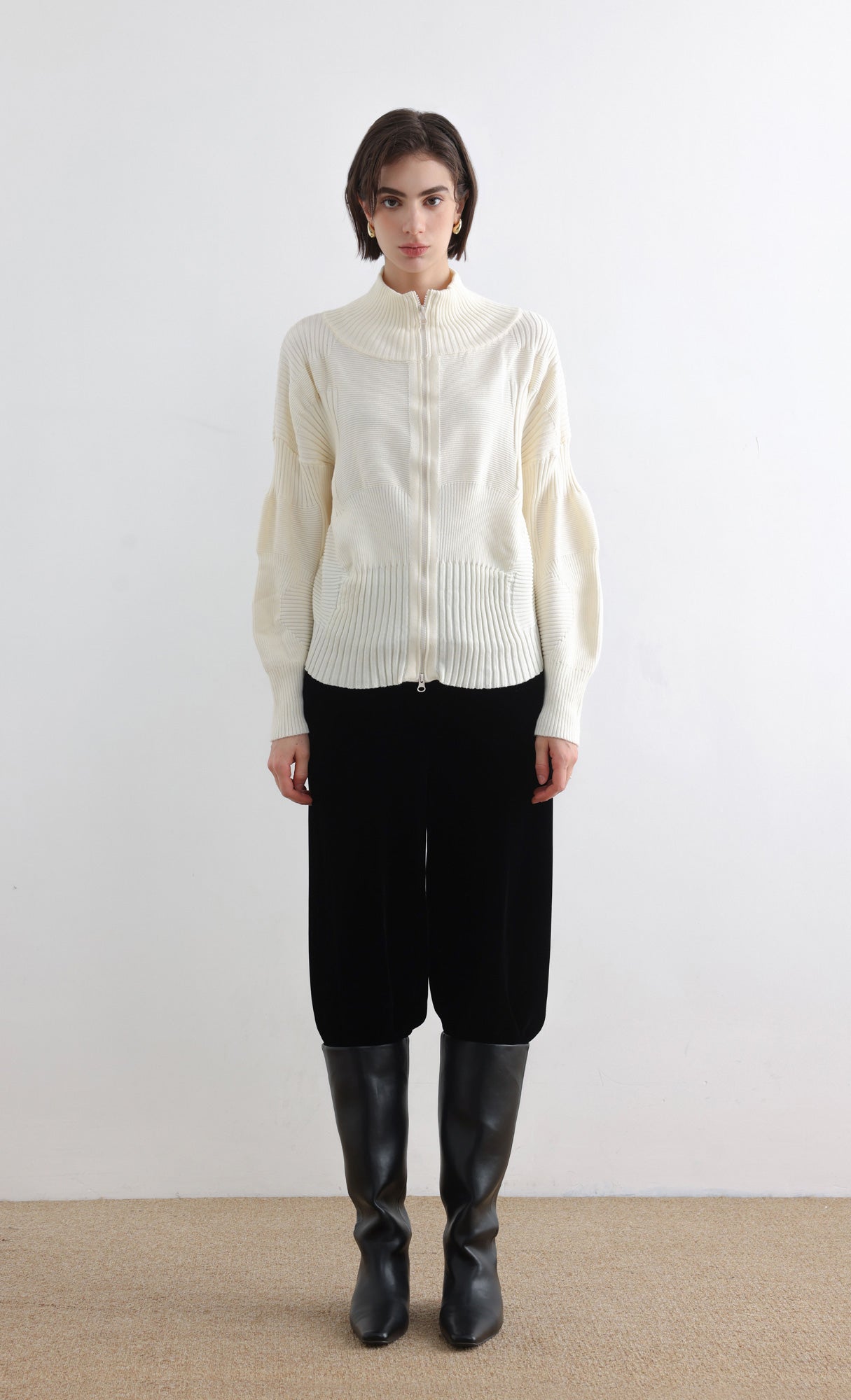 High Neck Knitted Pleated Zip-Up Cardigan_Ivory