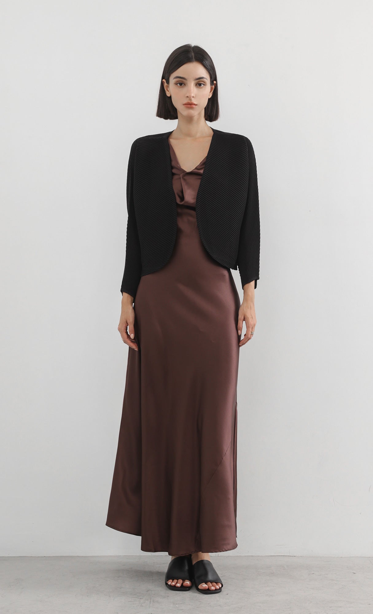 round pleated cardigan_black