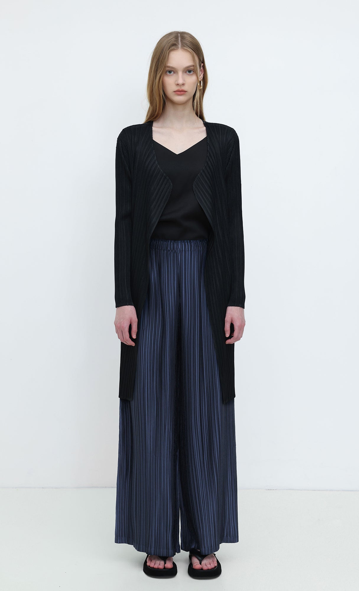 Core Pleated Long Cardigan_Black