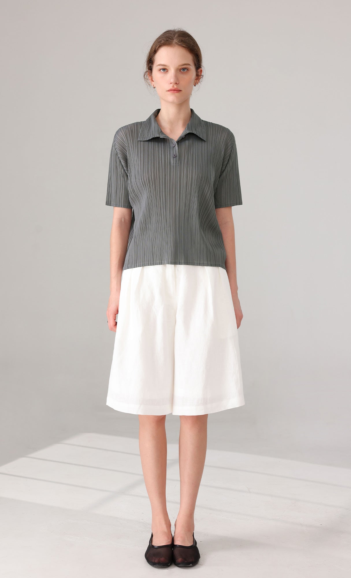 Essen Collard pleated Shirts_charcoal