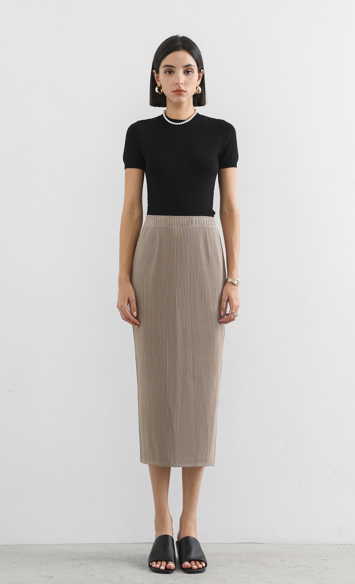 classy line pleated skirt_beige