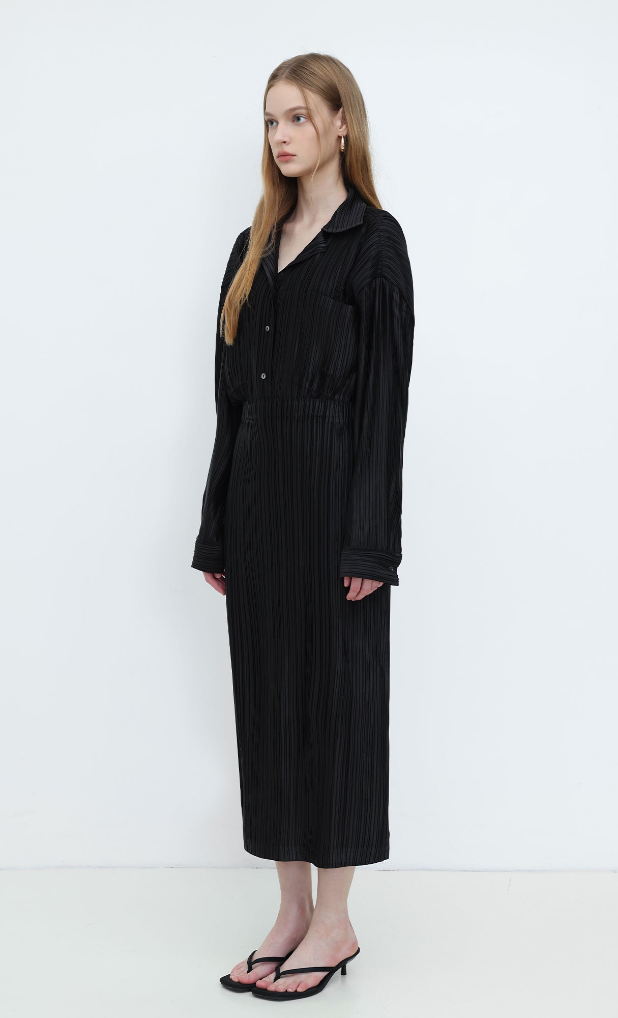Core Satin Pleated Skirt_Black