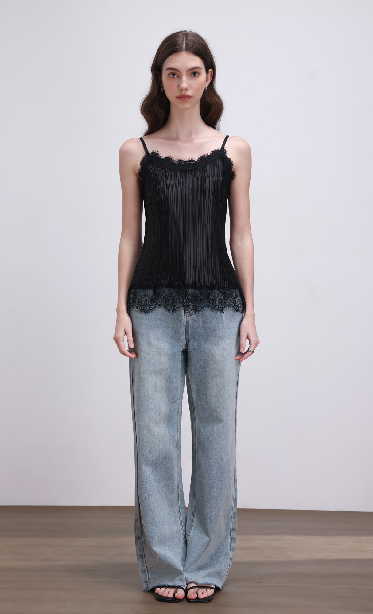 Pleated lace slip top_black