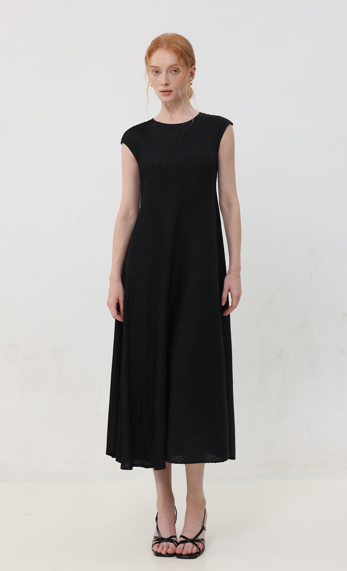 Rosy flare pleated dress_black