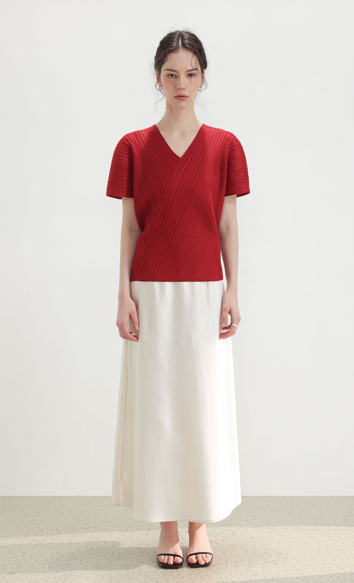 Joy pleated v-neck top_red