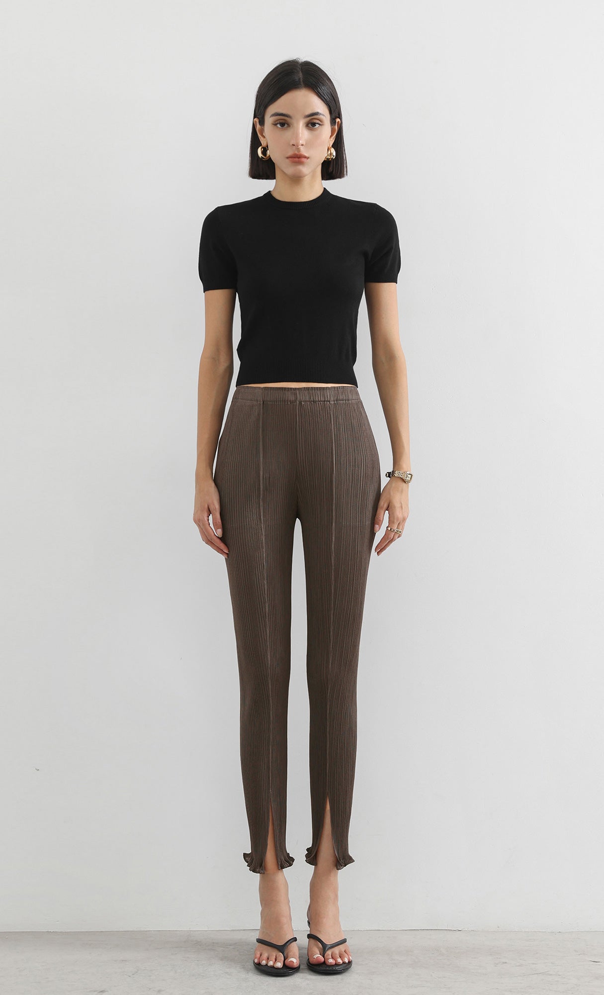 narrow pleated slit pants_brown