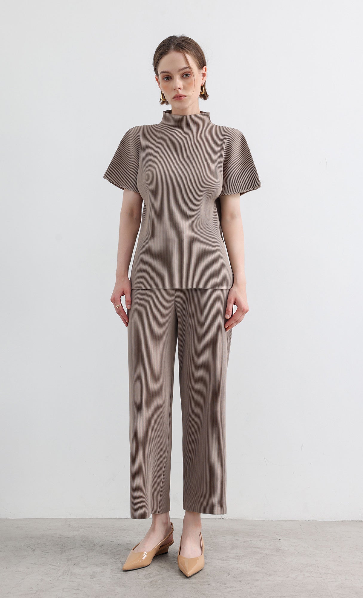 Essential Pleated Pants_Beige