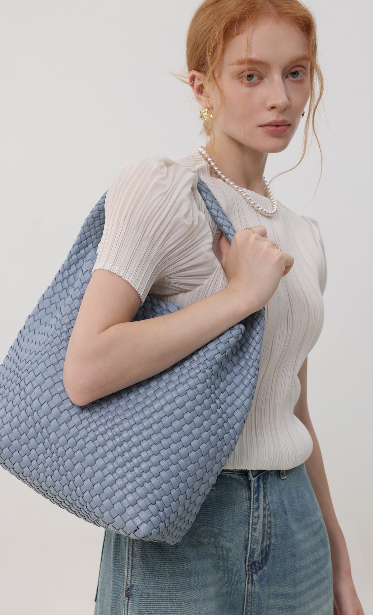 Color weaving hobo bag_skyblue