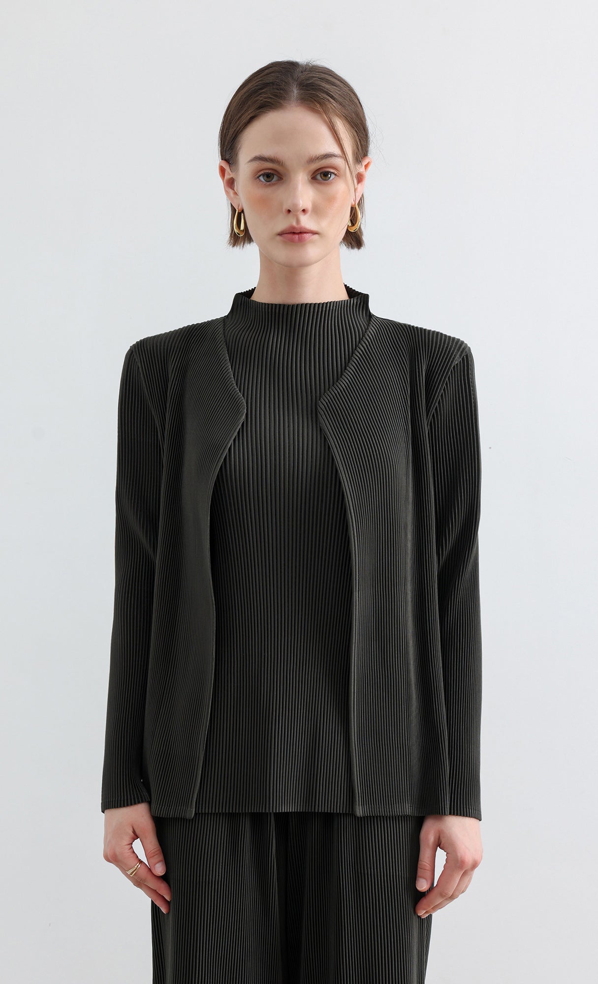 Essential Pleated Cardigan_Khaki