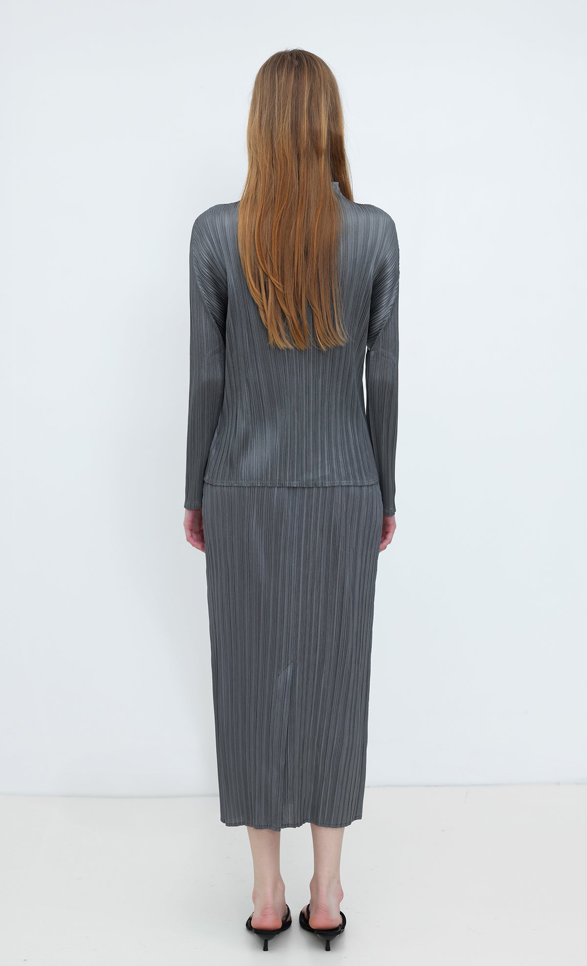 Core Pleated Skirt_Charcoal