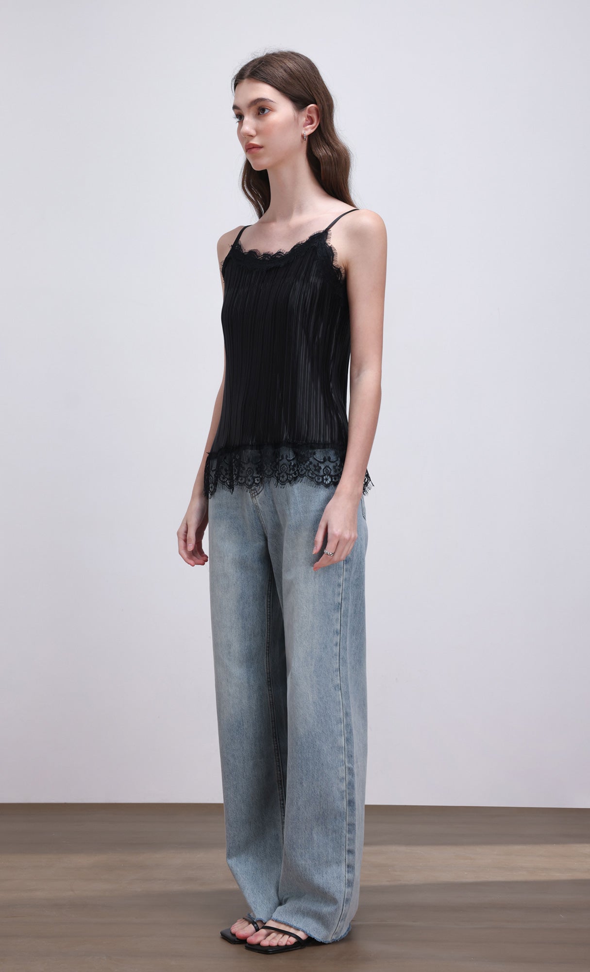 Pleated lace slip top_black