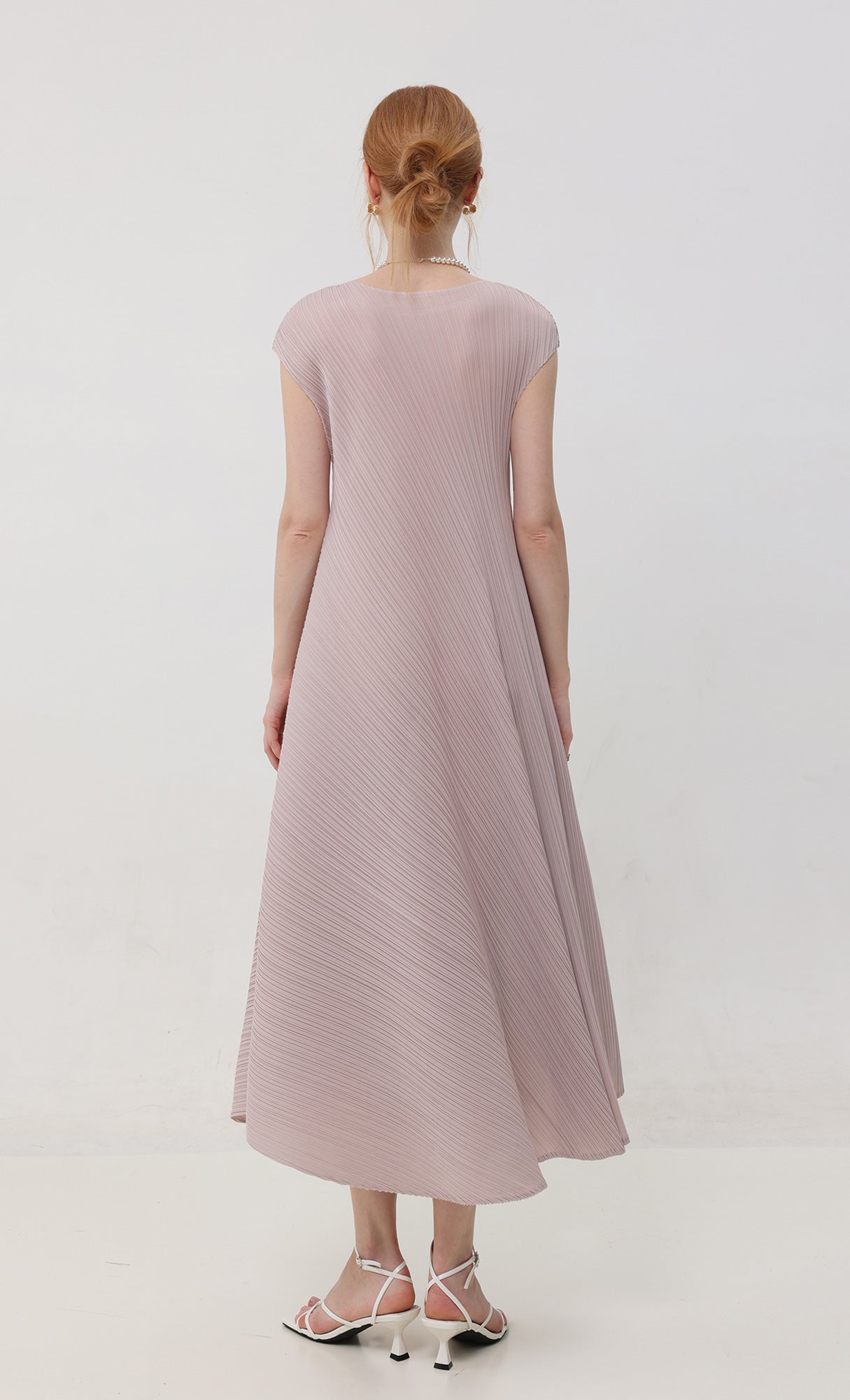 Rosy flare pleated dress_pinkbeige