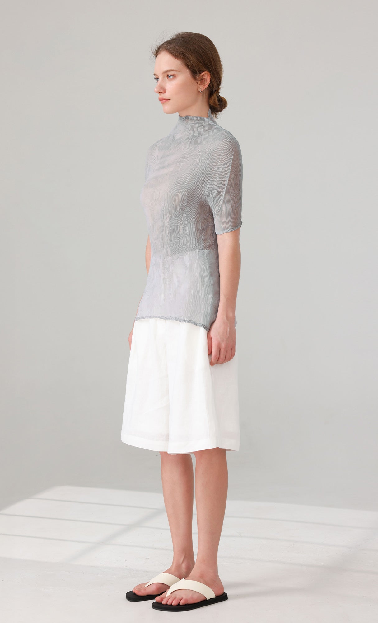 Roco crinkle pleated Top_grey
