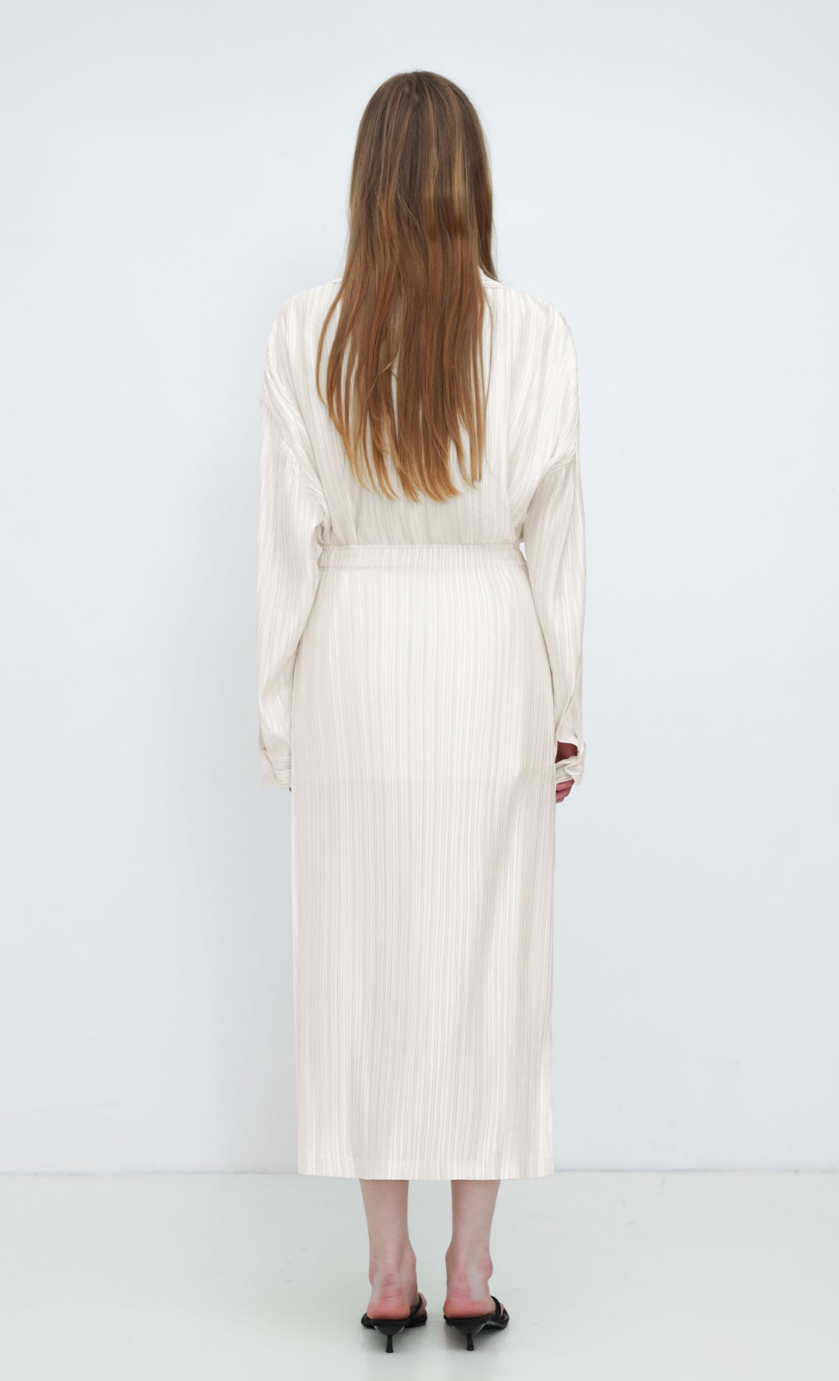 Core Satin Pleated Skirt_Ivory