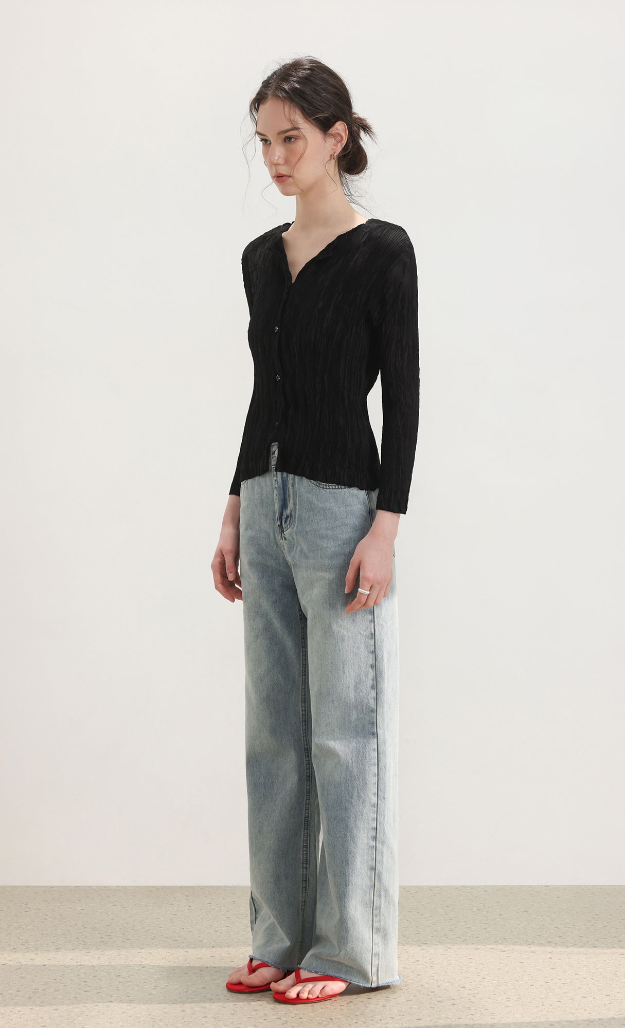 Wane crinkle pleated shirt_black