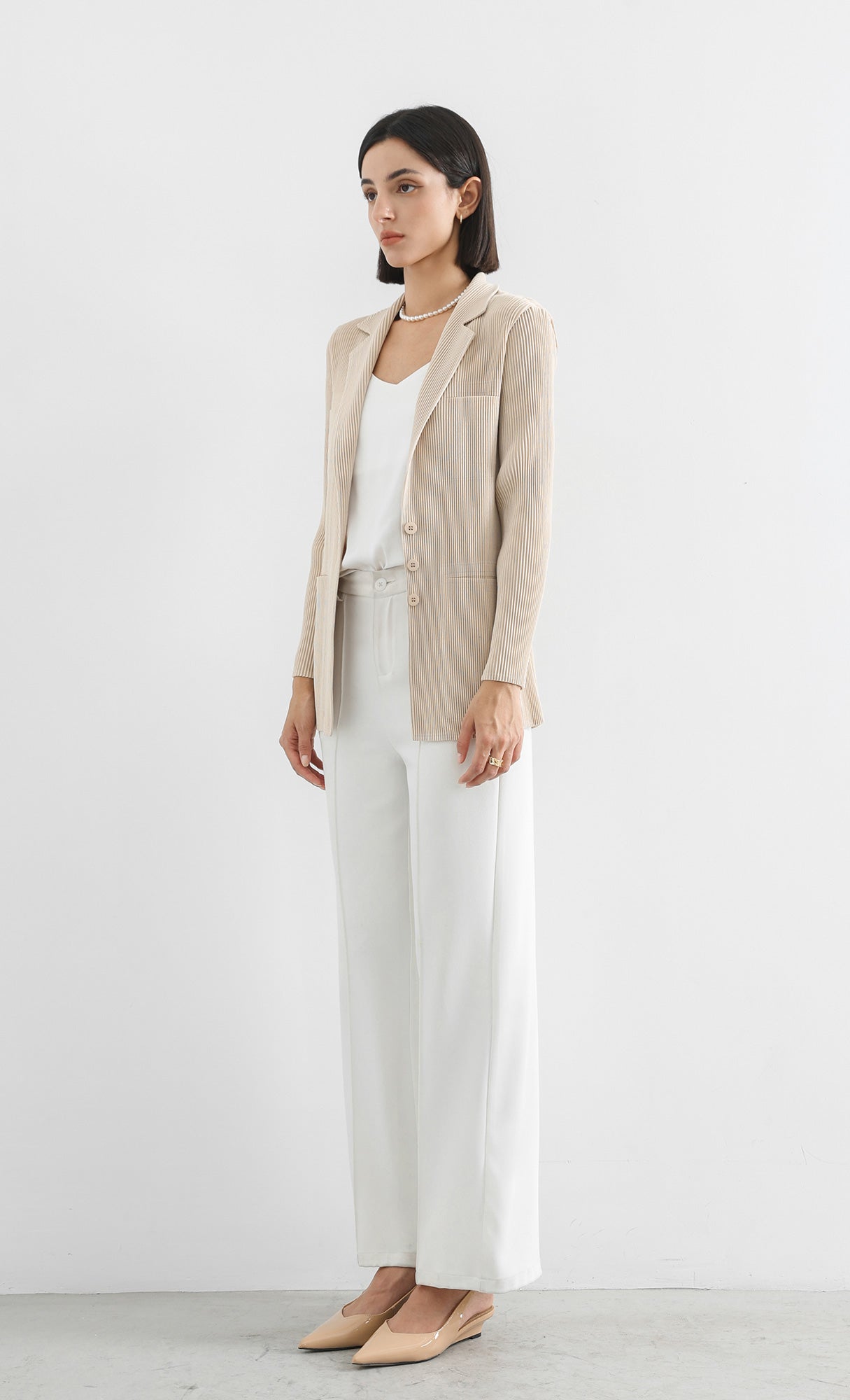 curve pleated set-up jacket_beige